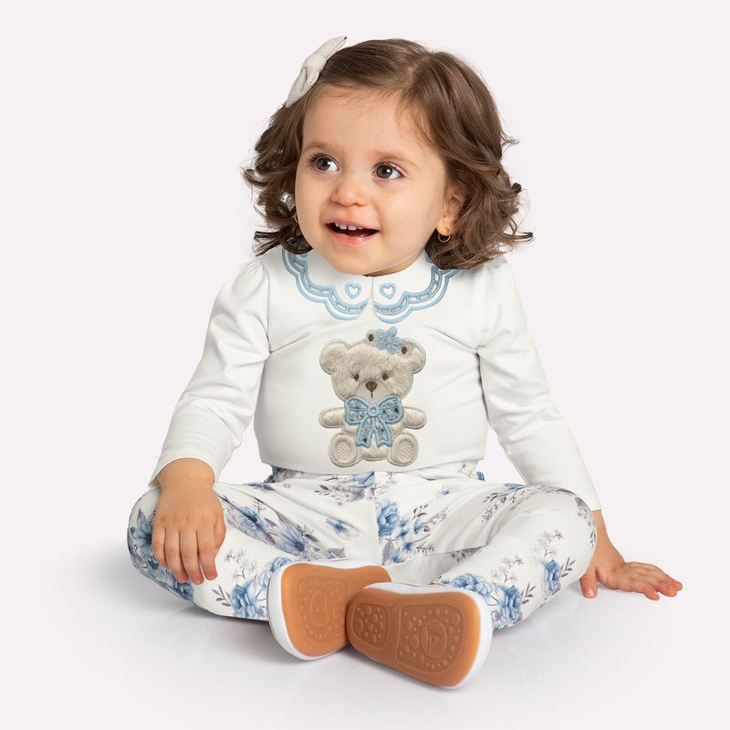 2000851_0452.jpg 2000851_0452.jpg