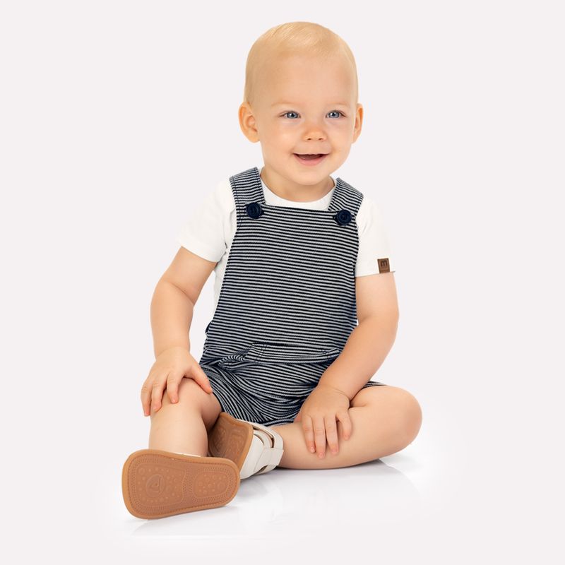 2001130_6826_L 2001130_6826_L