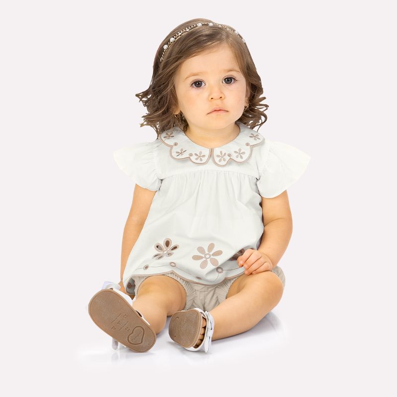 2001122_0452_L 2001122_0452_L